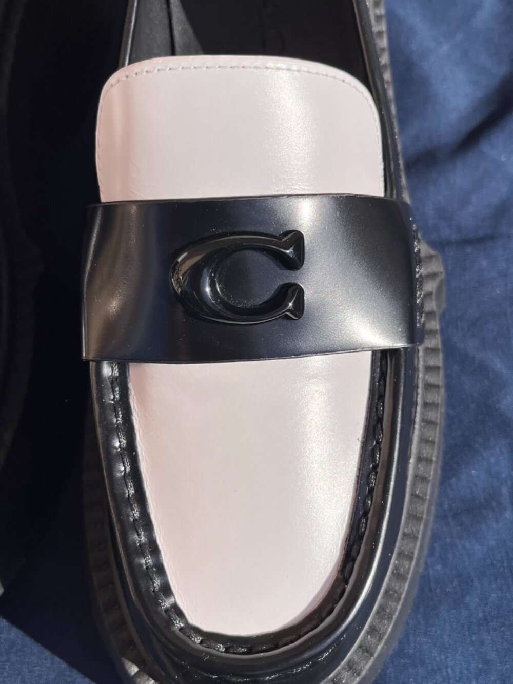 COACH Leah Platform Loafers Women’s Size 5 Leather Black White Lug Sole Shoes - Picture 11 of 16
